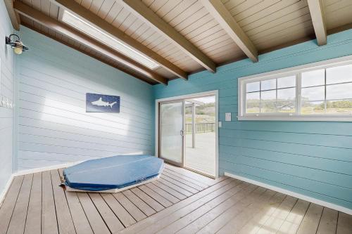 Sea Dream and Sand Dollar Suite - image 6