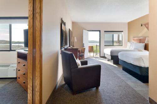 2 bedrooms, 3 beds