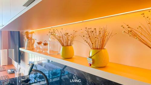 Kitchen, Ocean Art Park - By Living in Joao Pessoa