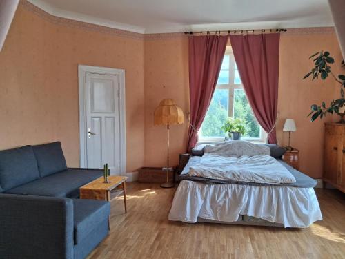 Blombacka bruks vag 12 in Molkom