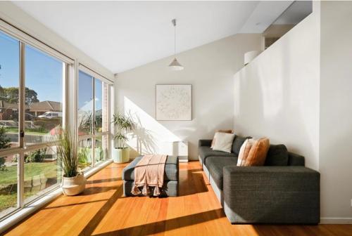 Sunbury on the hill close to airport with wifi pet friendly in Sunbury