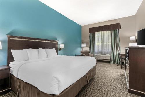 . Best Western Mineola Inn