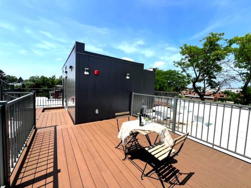 Tiny Penthouse Big Balcony Central & Cozy near Etat Major