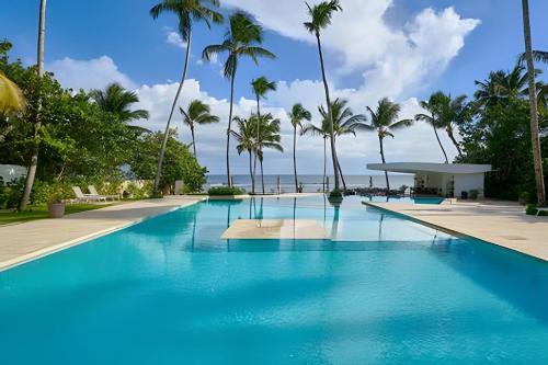 Swimming pool, Caribbean Sea Breathtaking View Suite in Mar De Sol