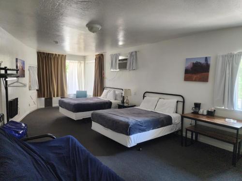 มาเธอร์ ลอดจ์ ลอดจ์ (Mother Lode Lodge) in มาริโปซา (CA)