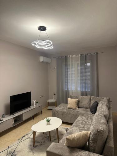 S&E apartments, Tirana