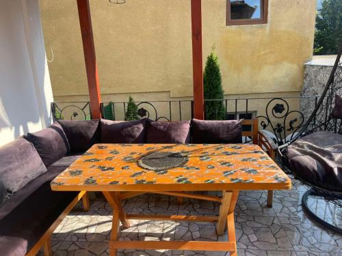 Antique Prizren Home in พริซเซ่น