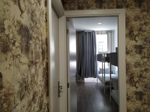 Majestic Hostel Porto – Porto, KY