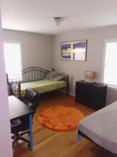 Royal Retreat in 雷鎮