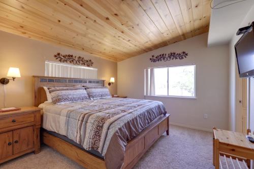 Rustic Bullhead City Retreat with Porch and Views - image 10