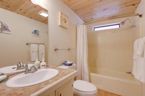 Rustic Bullhead City Retreat with Porch and Views - image 14