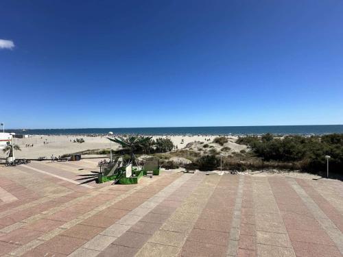 Appartement 2 pièces face mer avec parking La Grande-Motte - FR-1-328-278