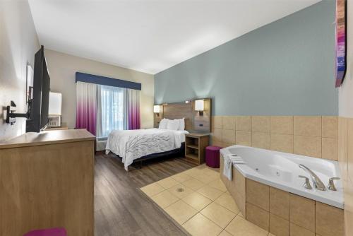 1 queen bed