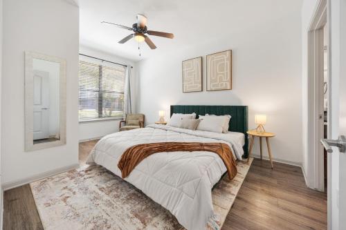 BrightHaven - 1BR Retreat with Pool, Gym, Parking, EVCharger