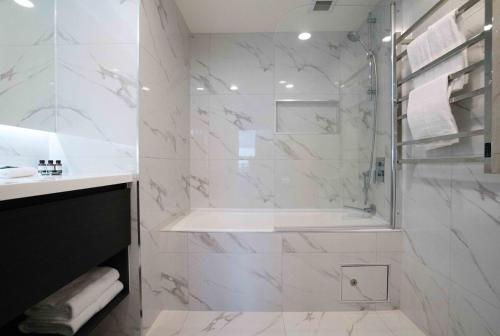 Amazing Ocean Views 1BR Gym Tennis 14thFlr, Auckland (photo 5)