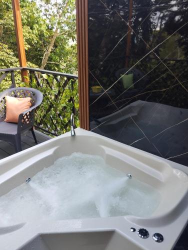 Breezes Ecolodge in San Gerardo