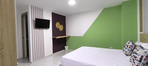 44-20 Tiny Loft, Medellín (photo 9)
