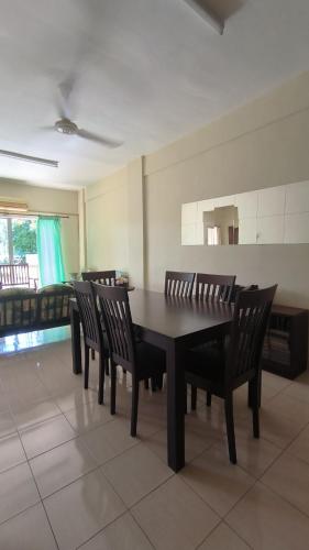 ANHAAZ Lakefront Retreat in Bukit Merah