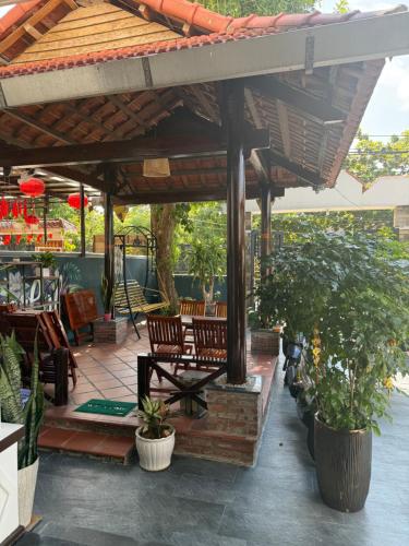Cheerful Hoi An Hostel