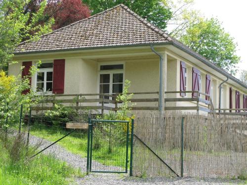 Holiday Home in Luzy with Fenced Garden