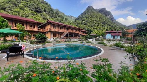 Pác Bó Boutique Hotel (Pac Bo Boutique Hotel) in Truong Ha
