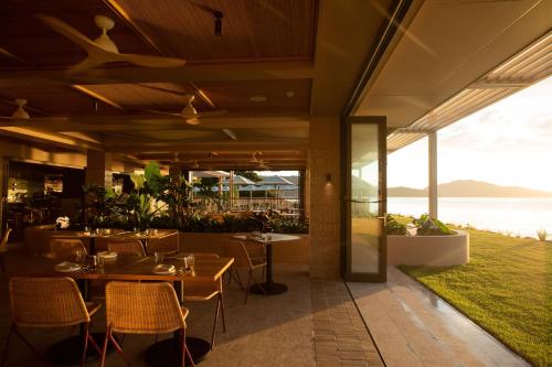 The Sundays – Hamilton Island, MI