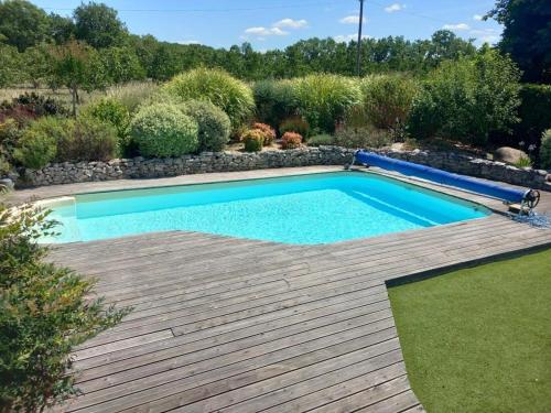 Maison spacieuse Périgord Pourpre avec piscine partagée - FR-1-616-498 (Maison spacieuse Perigord Pourpre avec piscine partagee - FR-1-616-498) in Monsaguel
