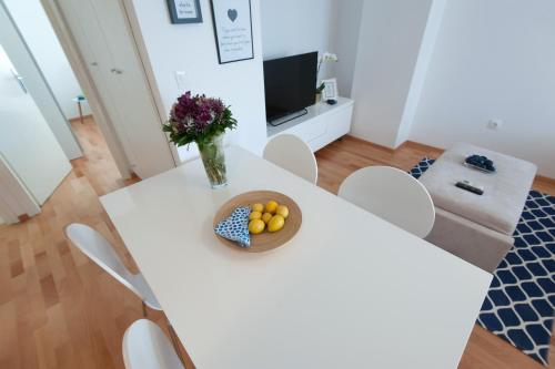 Charming Maraska - image 7