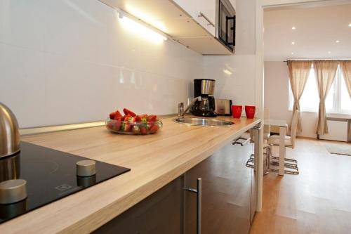Aurora Apartment Danube View 3