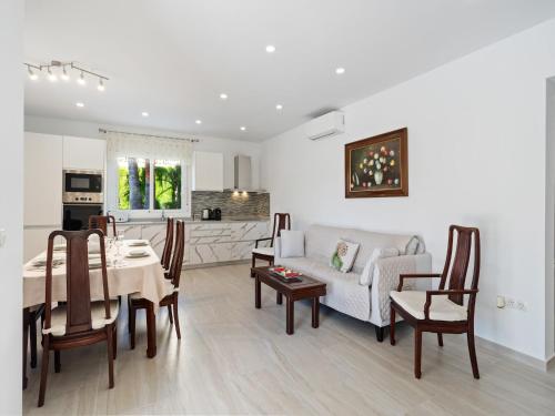 Kitchen, Calpe Pool Villa Near Beach in Les Cometes