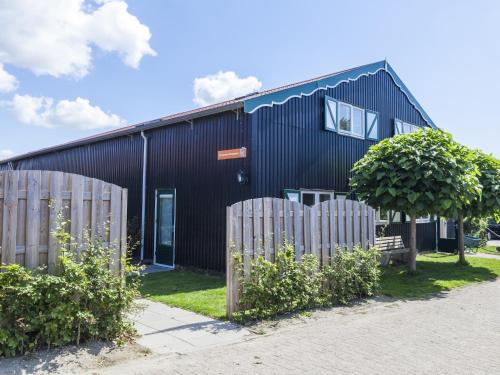 Holiday Home in Meliskerke near Beaches, Ferienwohnung in Meliskerke