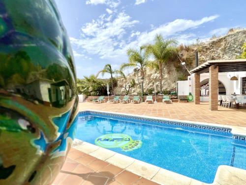 Cottage in Maro with Sea & Mountain Views, Nerja (photo 7)