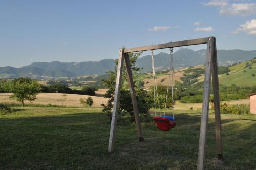 Parque infantil, Il Granaio di Colle Vichinano in Fabriano