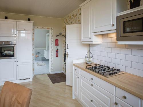 Konyha, Boutique Apartment in Ritthem with Terrace in Roosendaal