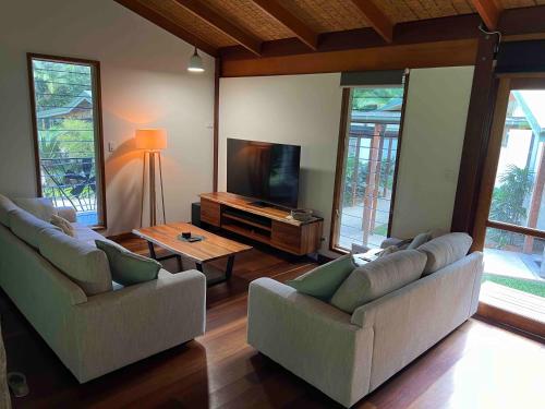 Létesítmények, Lux rainforest lodge - 1 King, 2 Singles in Bramston Part