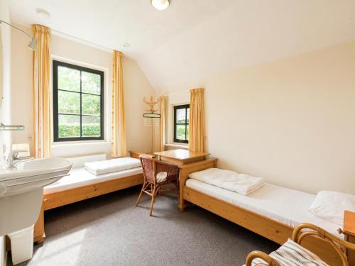 Farmhouse in Rheeze near Forest and Meadows in Rheeze