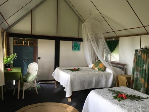 Tifaifai Et Cafe Huahine in Huahine Island