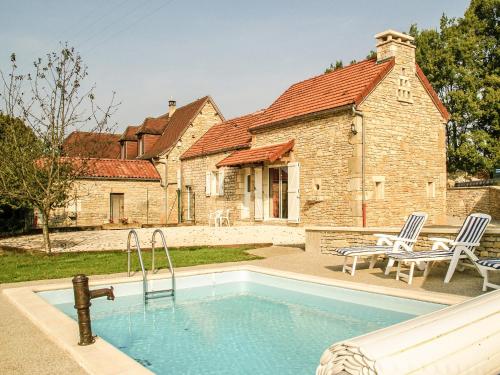 Slate-Roofed Hideaway - Estivals