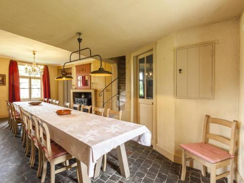 設施, Beernem Farmhouse with Pool in 貝爾訥姆