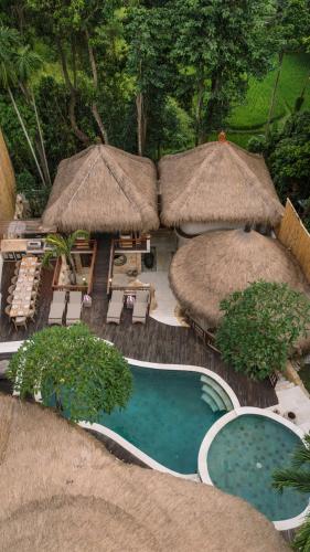Layla Cabana - 7BR Villa in Pererenan - With Private Pool, Spa, Cinema & Gym, Tumbak Bayuh (fotografie 7)