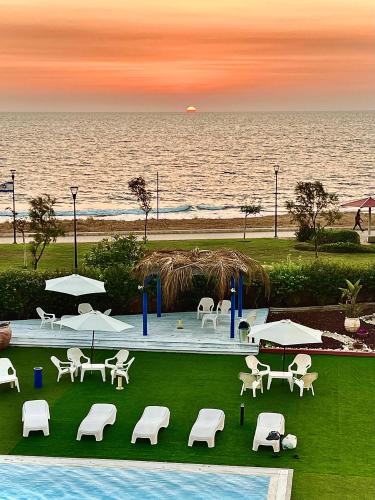 Vistas, GW014 Gugel Waves Patio and Pool Seaview Apartments in Nahariya