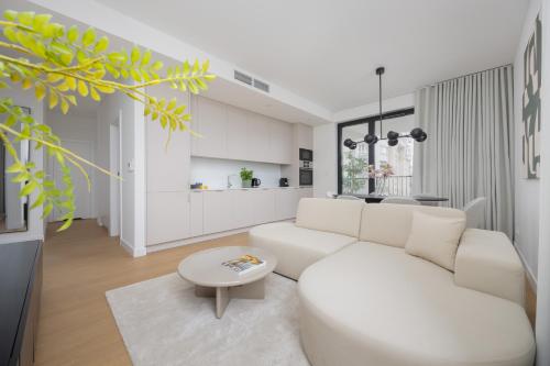 Powsińska Luxury Apartments with Air Conditioning in Warsaw by Renters Prestige