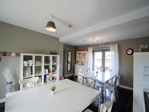 Iekārtas, Attractive Holiday Home in Gerin near centre in Gerin