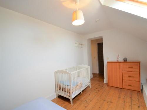 Attractive Holiday Home in Gerin near centre in Gerin