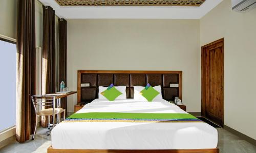 Hotel Royal Salute Chandigarh Delhi Expressway Zirakpur Chandigarh photo 2