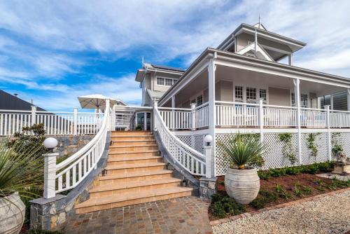 The River House Terrace Suite in Macksville