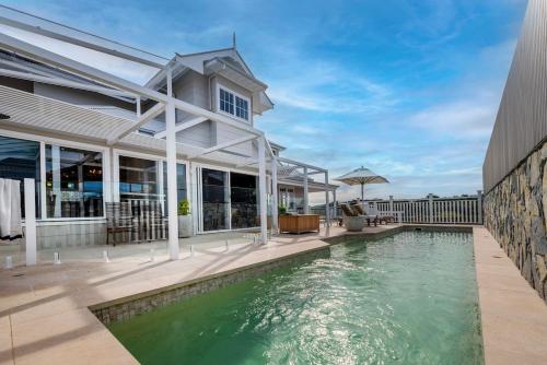 The River House Terrace Suite in Macksville