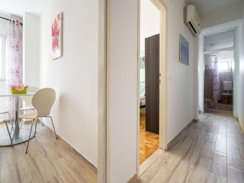 Faciliteiten, Holiday Home in Rogoznica near Beach in Rogoznica