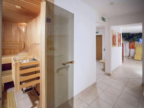 Beautiful Apartment in Kaltenbach with Sauna - image 14