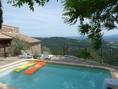 Detached holiday home in Chassiers with pool